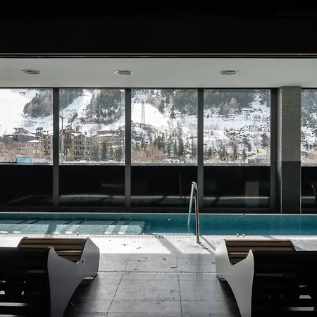 The Mirror & Luxury